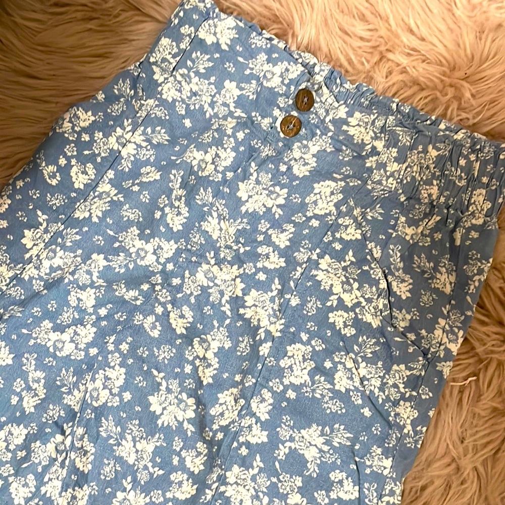 HIGH WASTED FLORAL PANTS